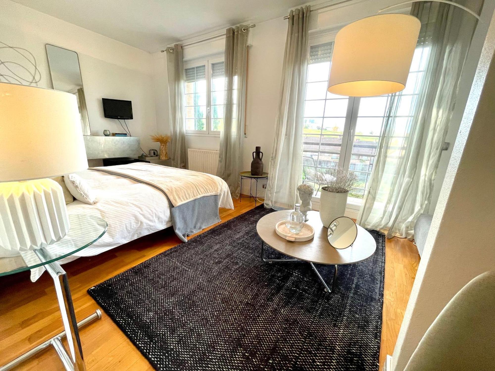 Estilosa Casa Golf Suites Gorraiz Zewnętrze zdjęcie