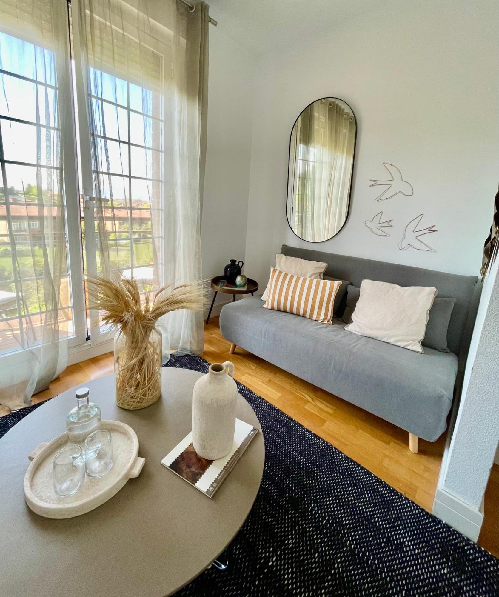 Estilosa Casa Golf Suites Gorraiz Zewnętrze zdjęcie